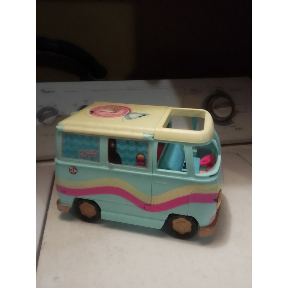 LoL Suprise Doll Grill & Groove Camper